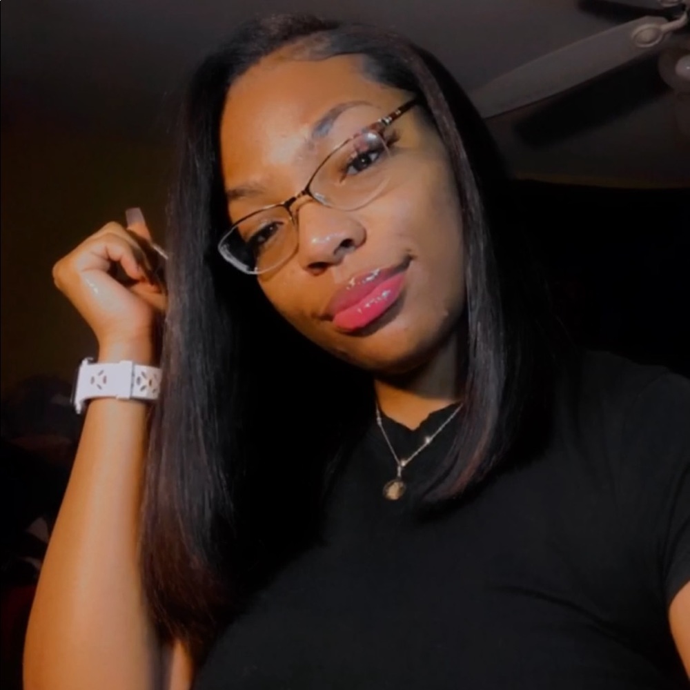 Meet your Posher, Jada